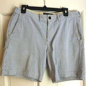 Abercrombie striped short w32